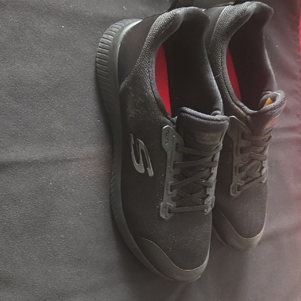 Skechers Black Casual Lace-Up Sneakers with Red Lining